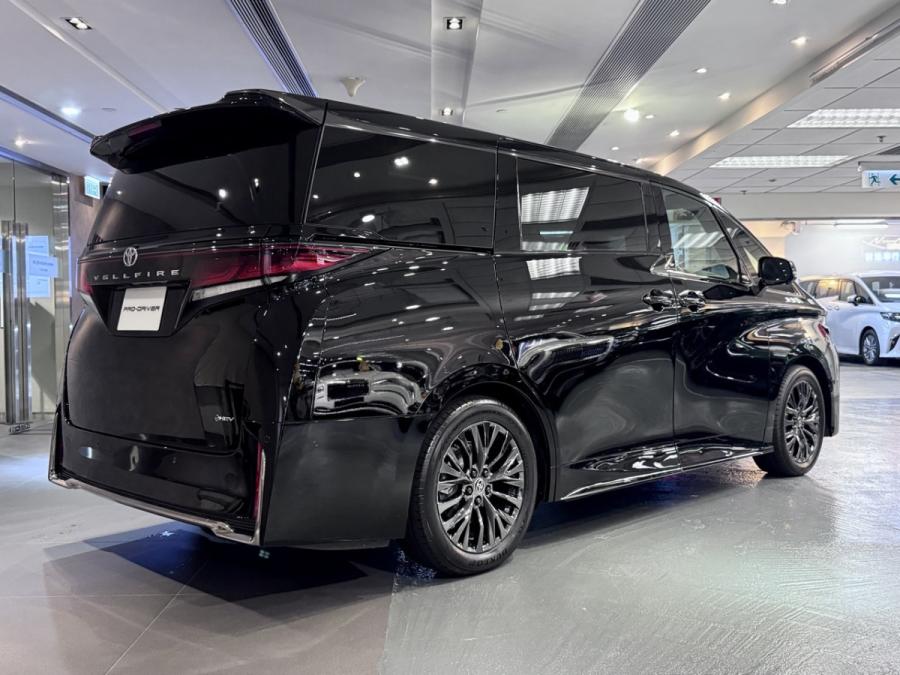 VELLFIRE Z PREMIER HEV - Image 2